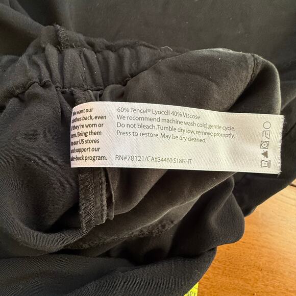 Eileen Fisher Black Drawstring Crepe Cropped Wide Leg Jumpsuit Sz Small Casual - Picture 8 of 13